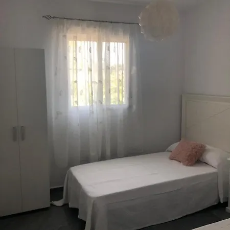 - Casa La Ilusion Коніль-де-ла-Фронтера