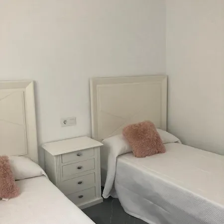 - Casa La Ilusion Коніль-де-ла-Фронтера